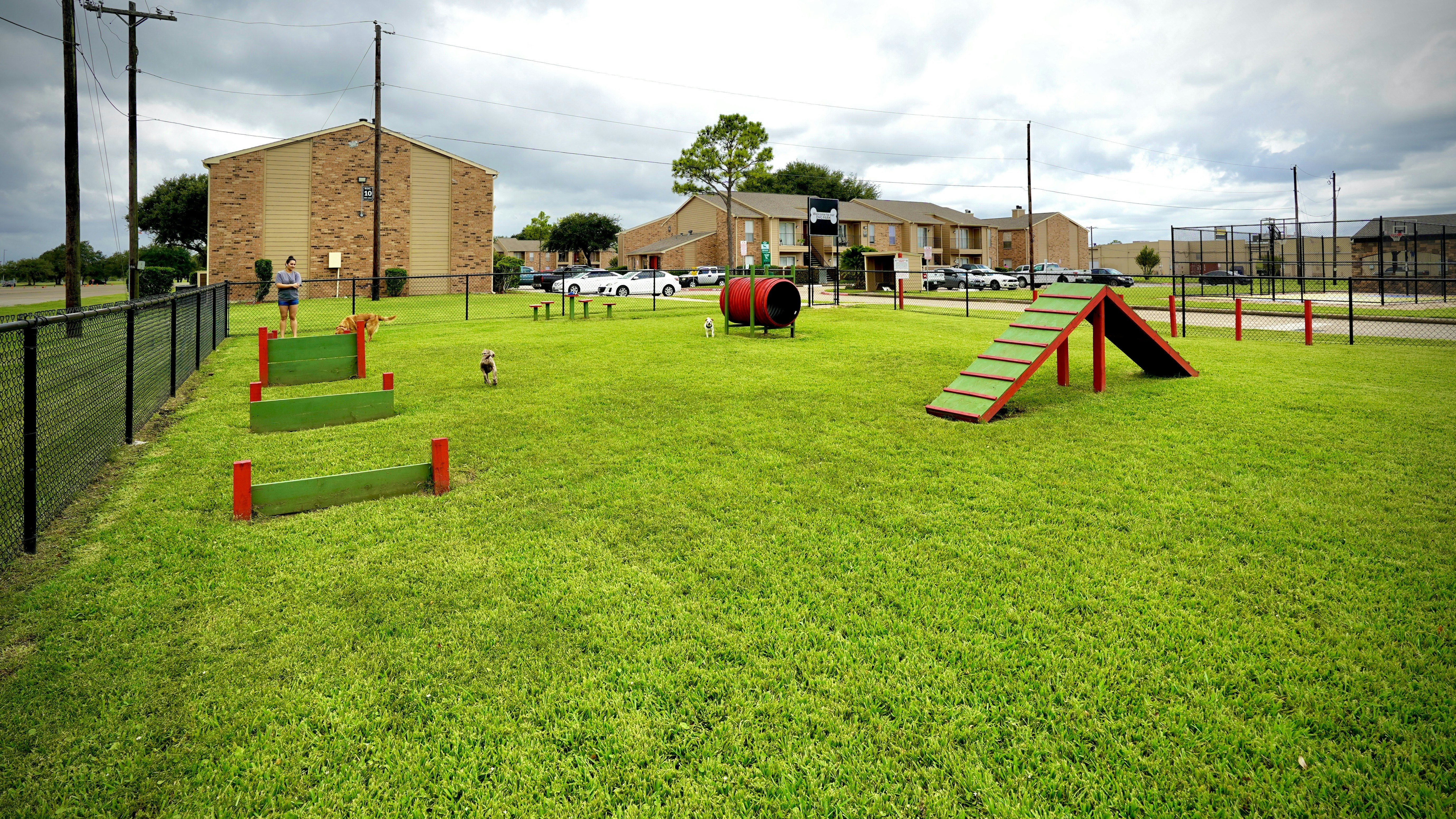 Meadow Park - Amenities - 8