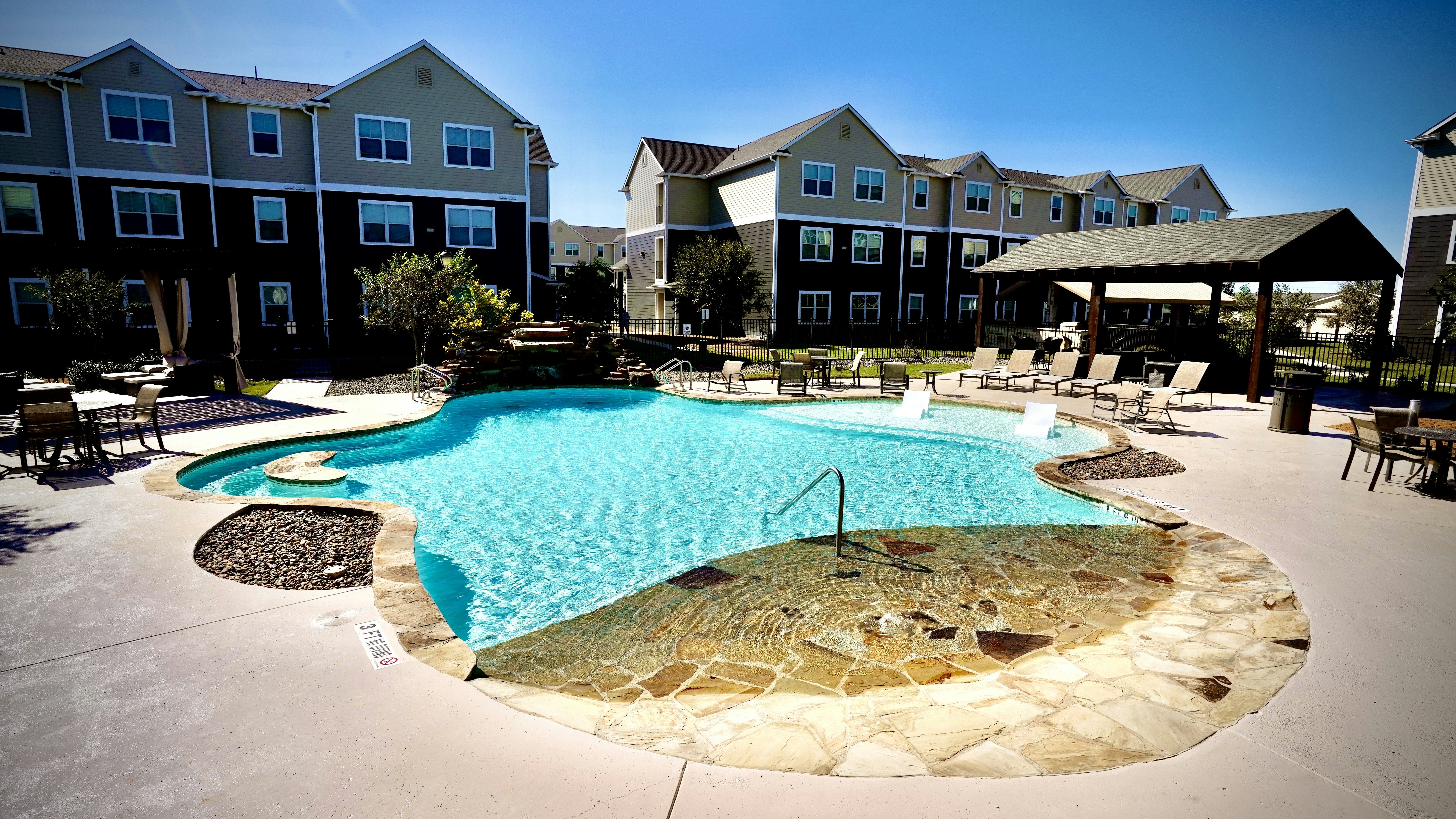 Oak Tree - Amenities - 1